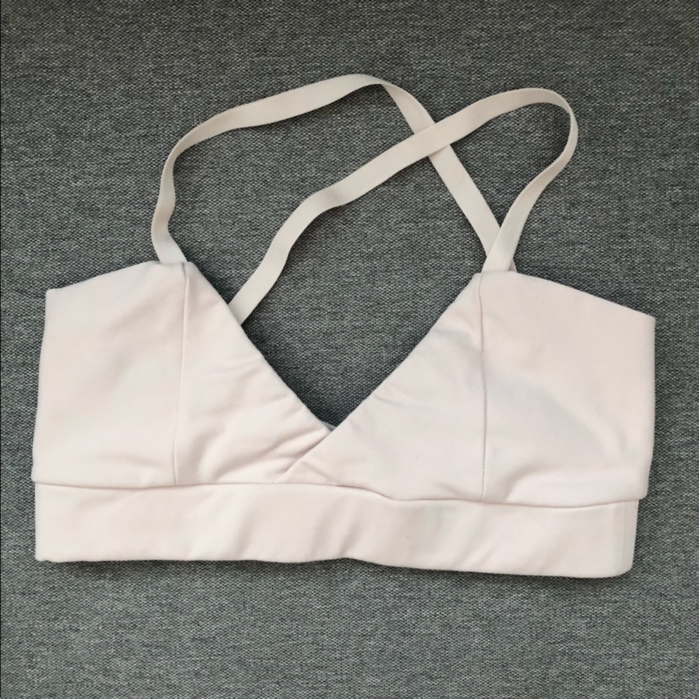 Live the process v neck sports bra